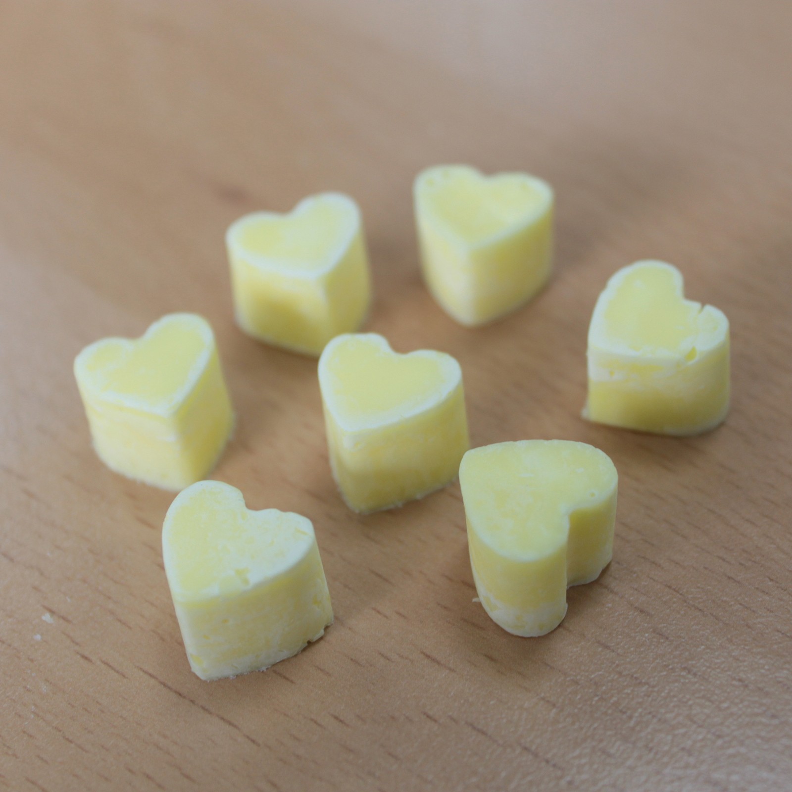 Ylang Ylang & Orange Aroma Wax Melts Ylang Ylang & Orange Aroma Wax Melts