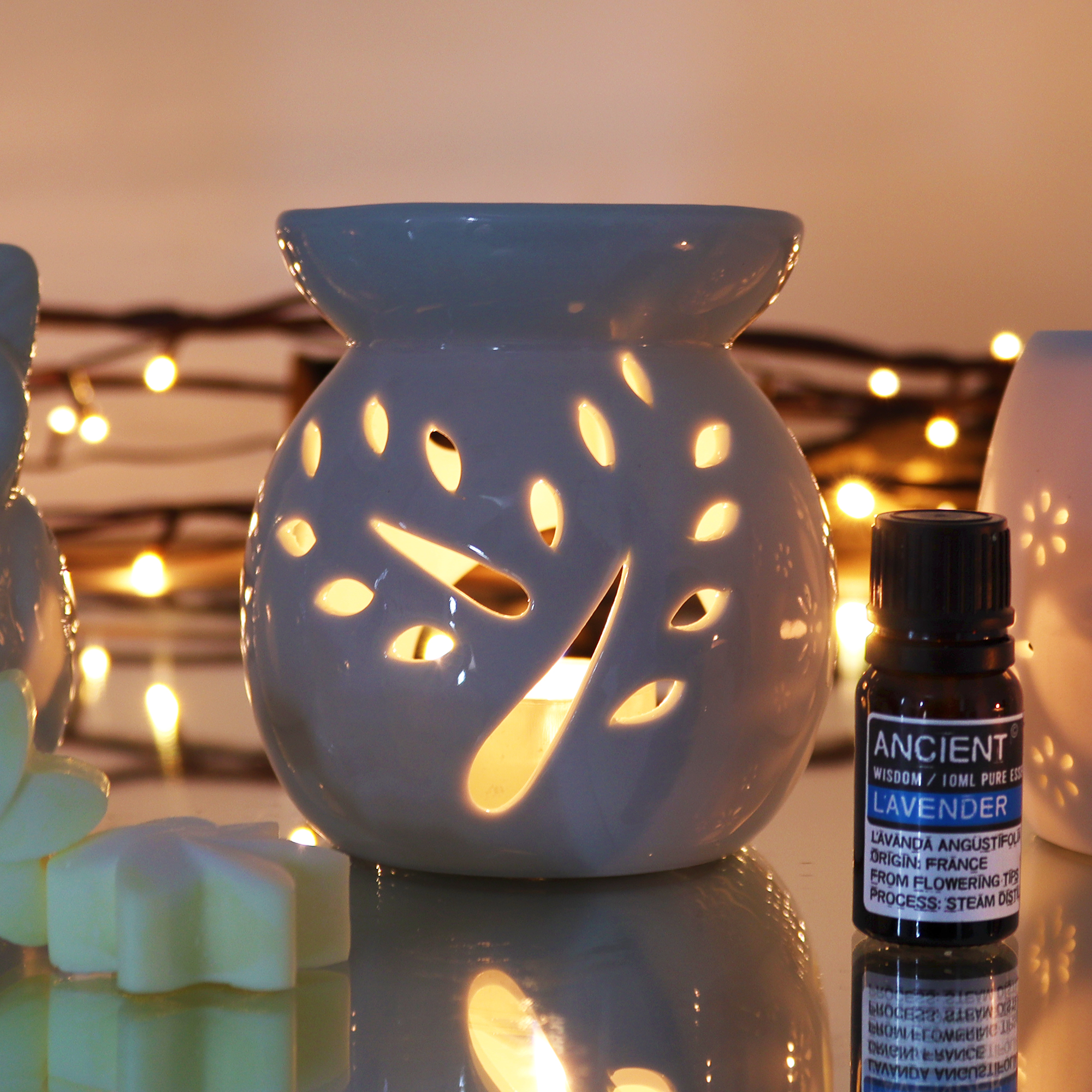 Lrg Classic White Oil Burner - Tree Cut-out Lrg Classic White Oil Burner - Tree Cut-out - Image 3